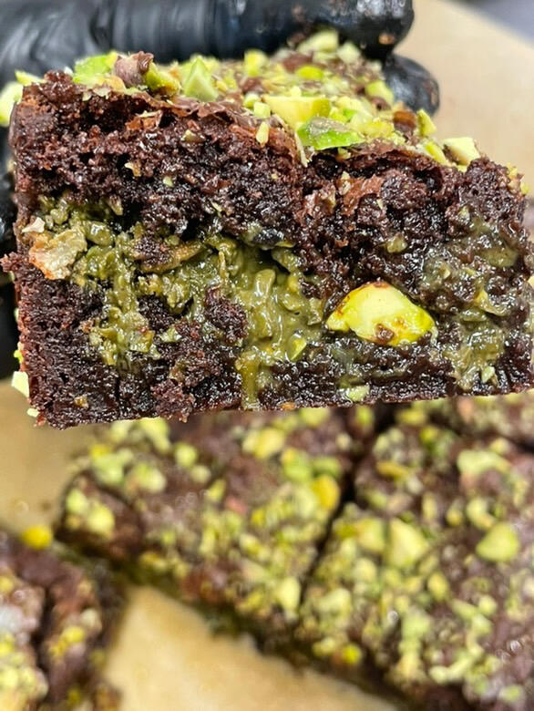 Dubai chocolate brownie in Tokyo